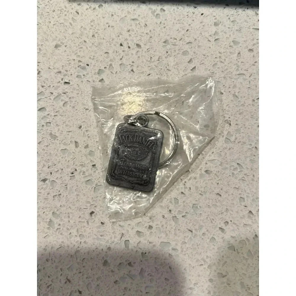 Jack Daniel's Metal Keychain -‎ NWT  sf